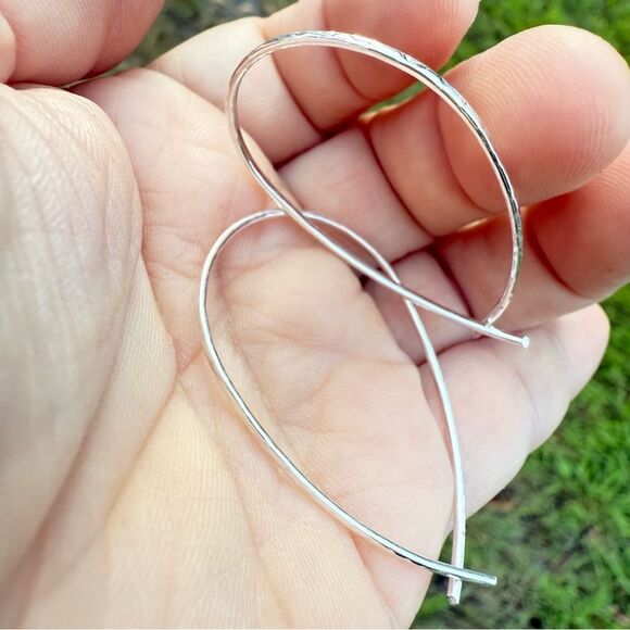 STERLING SILVER HAMMERED HOOP EARRINGS – WOMEN’S TEARDROP DESIGN - Picture 9 of 17